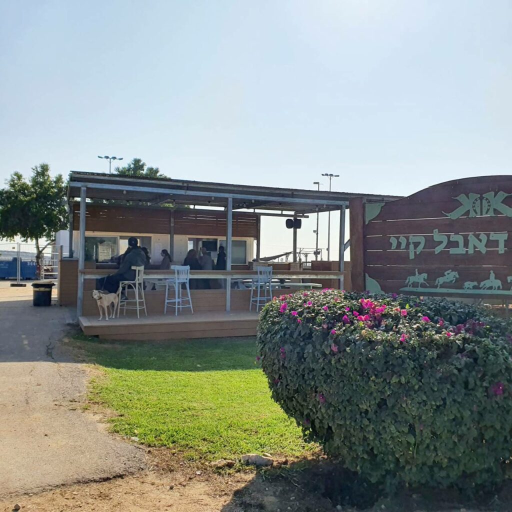 עגלת קפה פיק אנד גו שרונה