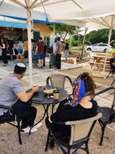 עגלת קפה סטלה מושב מגשימים 3