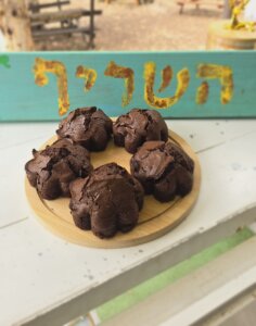 השריף עגלת קפה תמונה של מאפים